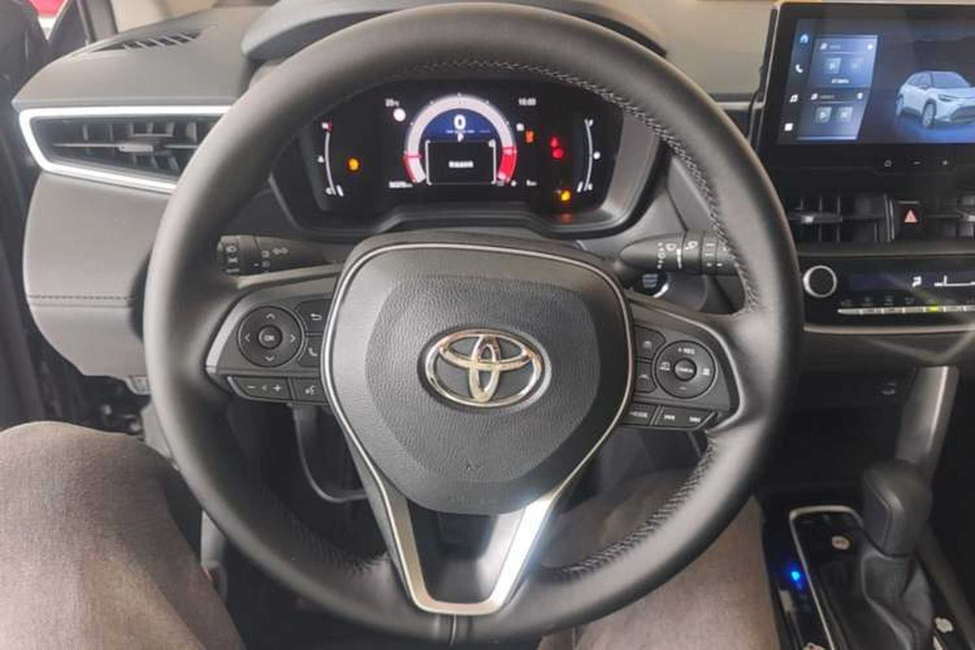 Used Toyota FRONTLANDER 2024 2.0L CVT Leading Edition Steering Wheel