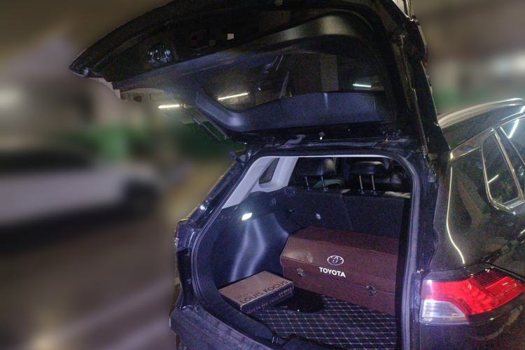 Used Toyota FRONTLANDER 2024 2.0L CVT Elite Edition Trunk