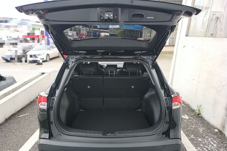 Used Toyota FRONTLANDER 2024 2.0L CVT Leading Plus Edition Trunk