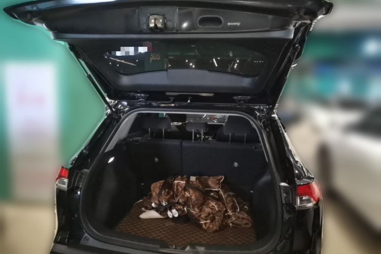Used Toyota FRONTLANDER 2024 2.0L CVT Elite Edition Trunk