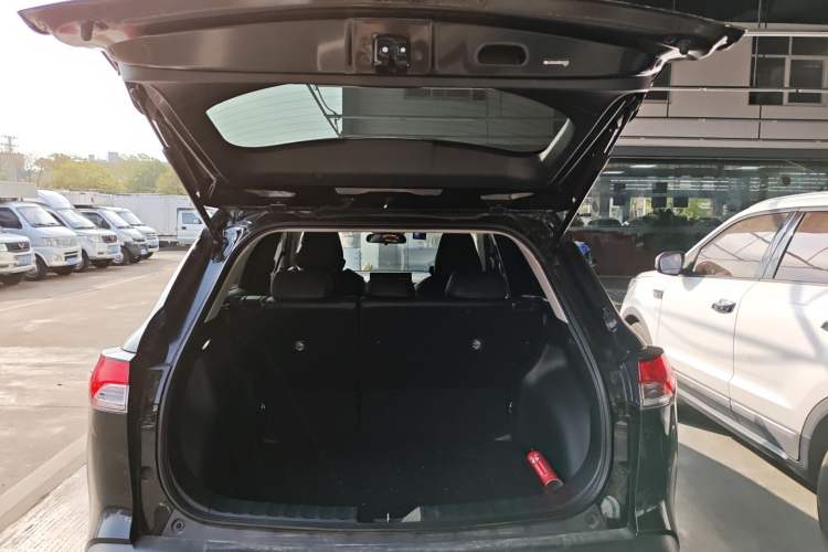 Used Toyota FRONTLANDER 2024 2.0L CVT Leading Edition Trunk