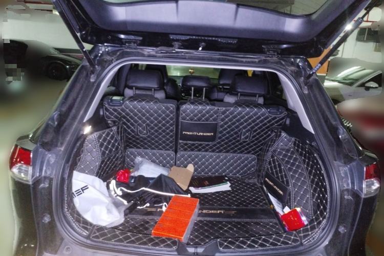 Used Toyota FRONTLANDER 2024 2.0L CVT Leading Edition Trunk