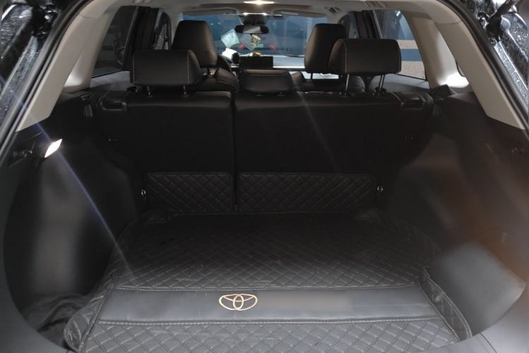 Used Toyota FRONTLANDER 2024 2.0L Smart Electric Hybrid Dual-Engine Leading Edition Trunk