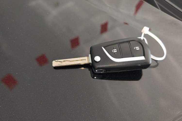 Used Toyota FRONTLANDER 2024 2.0L CVT Elite Edition Vehicle Key