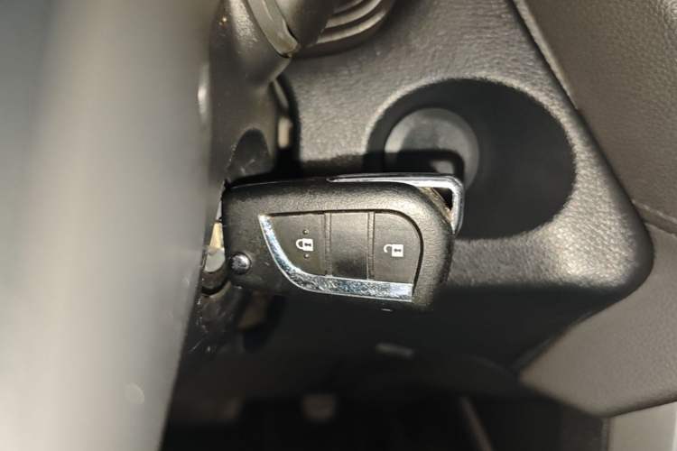 Used Toyota FRONTLANDER 2024 2.0L CVT Elite Edition Vehicle Key