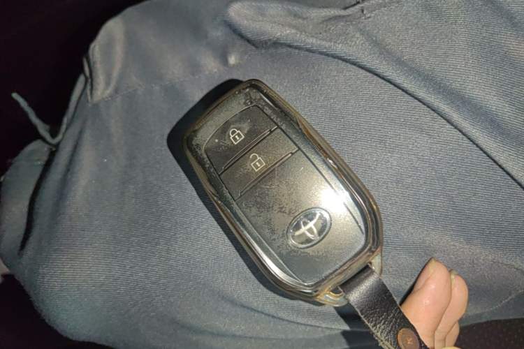 Used Toyota FRONTLANDER 2024 2.0L CVT Leading Edition Vehicle Key