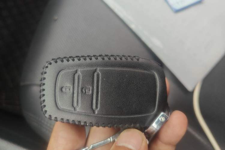Used Toyota FRONTLANDER 2024 2.0L CVT Leading Edition Vehicle Key