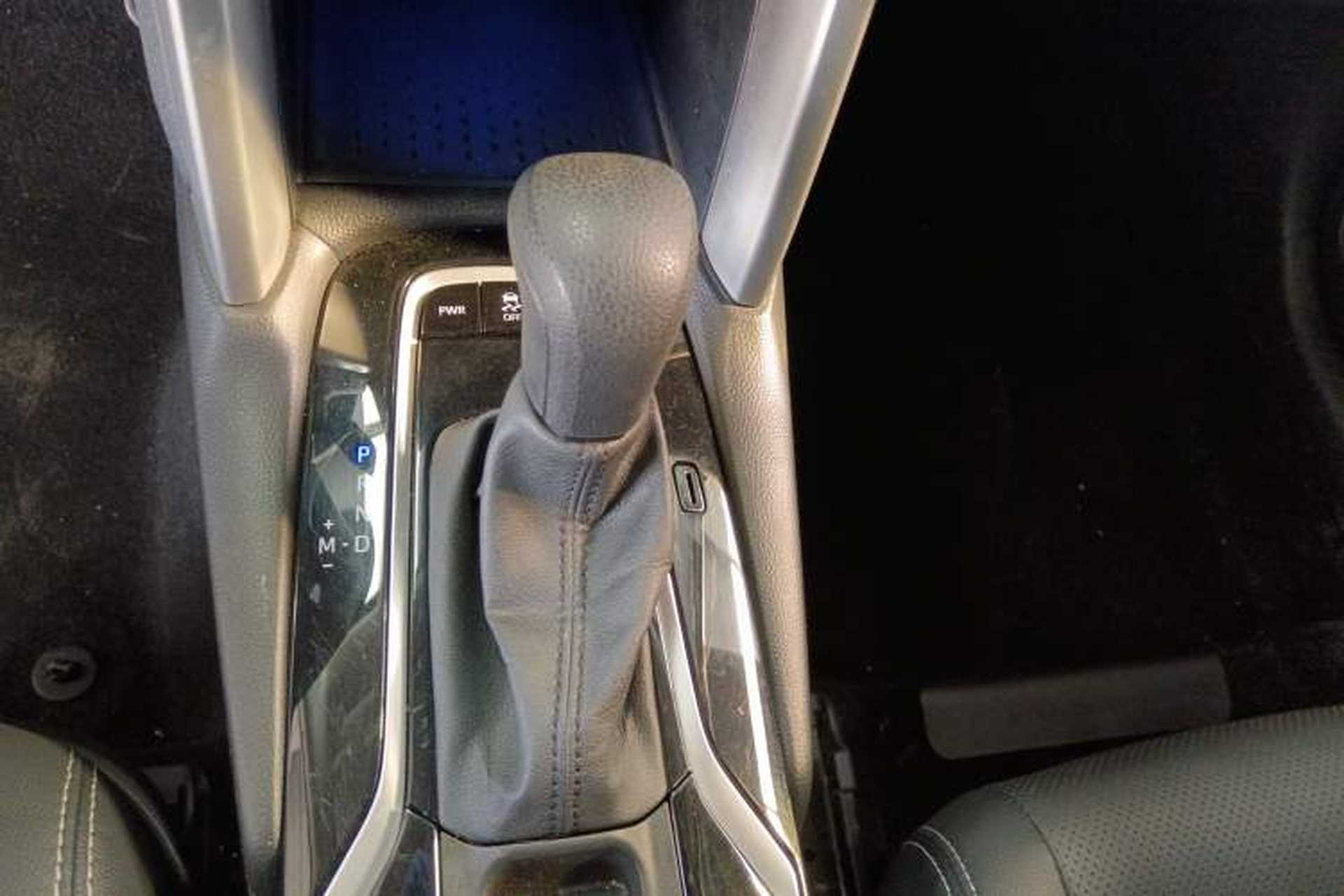 Used Toyota FRONTLANDER 2024 2.0L CVT Luxury Edition Gear Lever