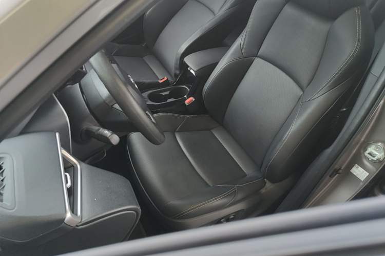 Used Toyota FRONTLANDER 2024 2.0L CVT Luxury Edition Left Front Seat