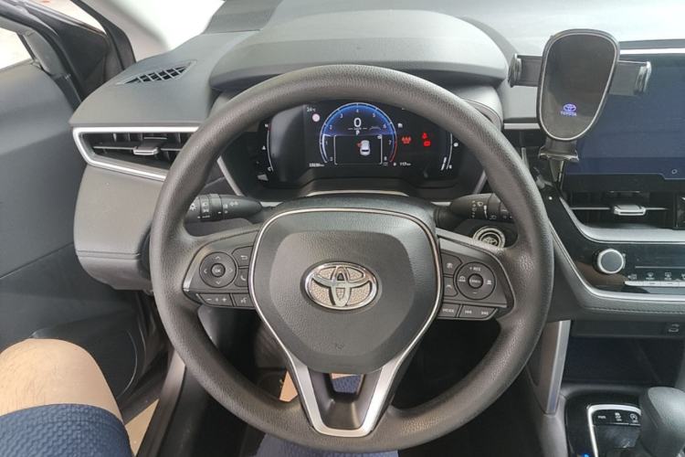 Used Toyota FRONTLANDER 2024 2.0L CVT Luxury Edition Steering Wheel