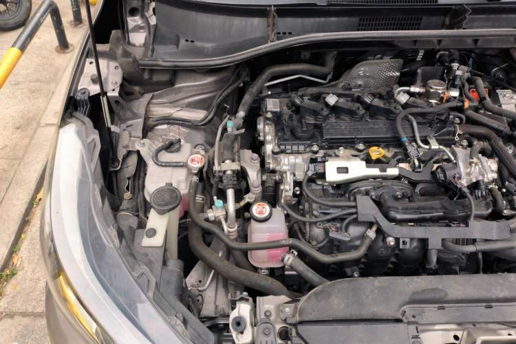 Used Toyota FRONTLANDER 2024 2.0L Smart Electric Hybrid Dual-Engine Leading Edition Engine Bay Right