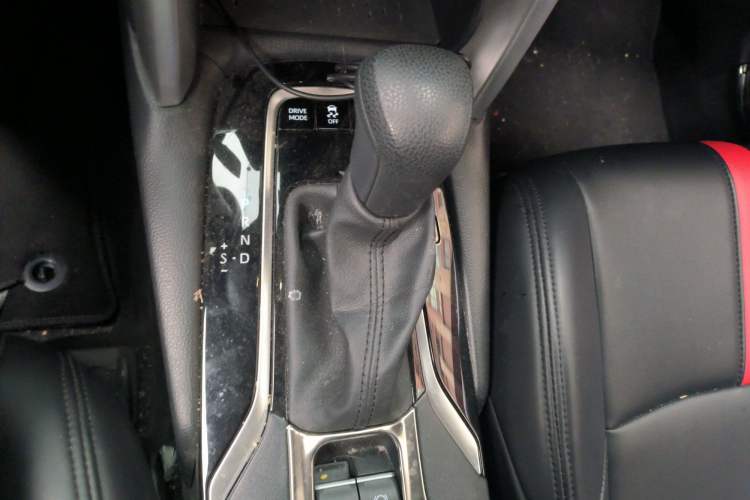 Used Toyota FRONTLANDER 2024 2.0L Smart Electric Hybrid Dual-Engine Leading Edition Gear Lever