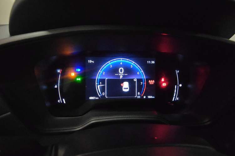 Used Toyota FRONTLANDER 2024 2.0L CVT Elite Edition Instrument Cluster