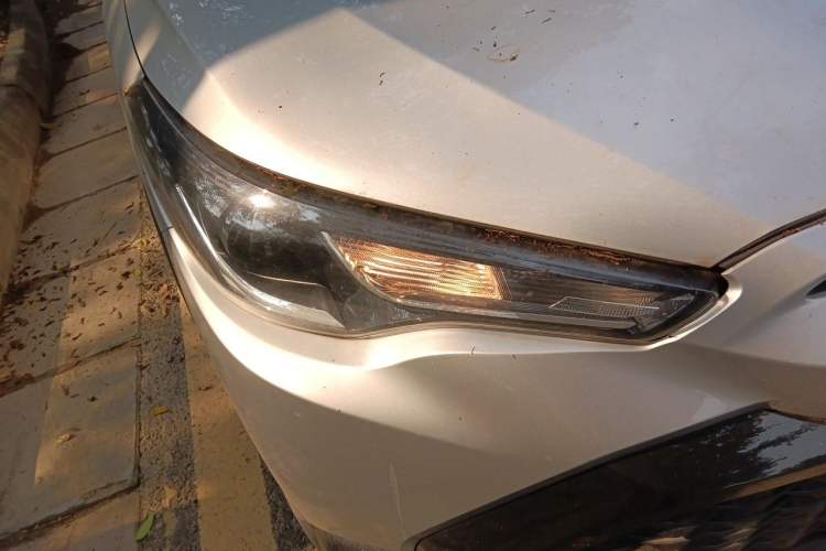 Used Toyota FRONTLANDER 2024 2.0L CVT Elite Plus Edition Right Front Headlight