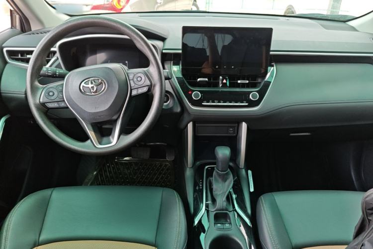 Used Toyota FRONTLANDER 2024 2.0L CVT Sport Edition Center Console