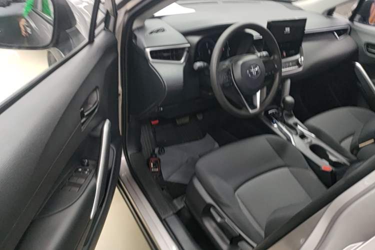 Used Toyota FRONTLANDER 2024 2.0L CVT Elite Edition Driver Seat