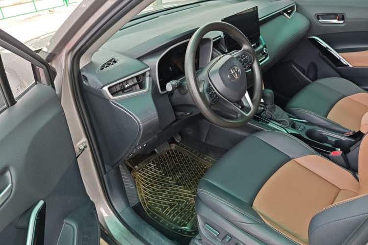 Used Toyota FRONTLANDER 2024 2.0L CVT Sport Edition Driver Seat