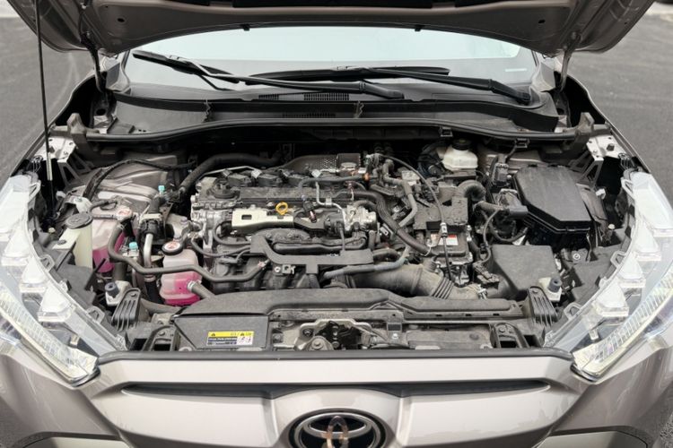 Used Toyota FRONTLANDER 2024 2.0L Smart Electric Hybrid Dual-Engine Luxury Edition Engine Bay