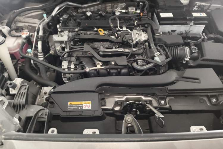 Used Toyota FRONTLANDER 2024 2.0L CVT Elite Edition Engine Bay