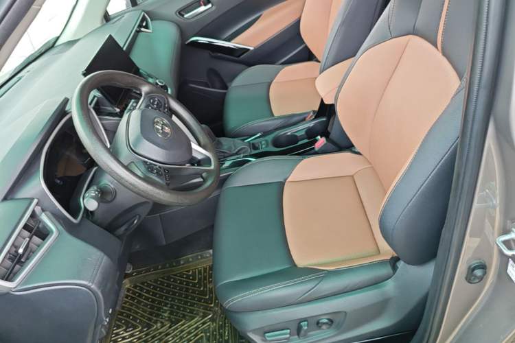 Used Toyota FRONTLANDER 2024 2.0L CVT Sport Edition Left Front Seat