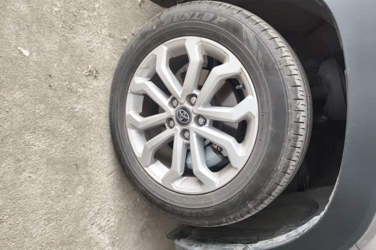 Used Toyota FRONTLANDER 2024 2.0L CVT Elite Edition Right Front Wheel Hub