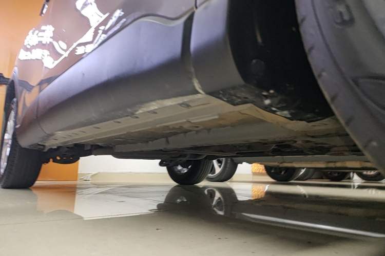 Used Toyota FRONTLANDER 2024 2.0L CVT Elite Edition Right Side Sill
