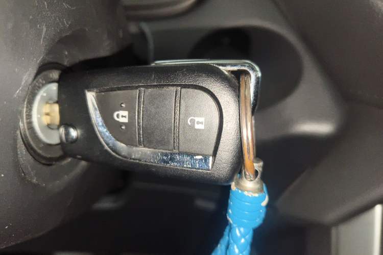 Used Toyota FRONTLANDER 2024 2.0L CVT Elite Edition Vehicle Key