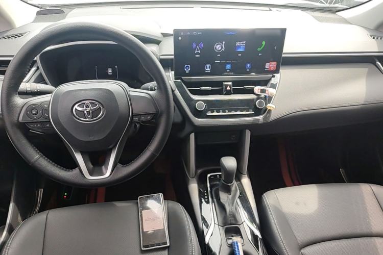 Used Toyota FRONTLANDER 2024 2.0L CVT Elite Plus Edition Center Console
