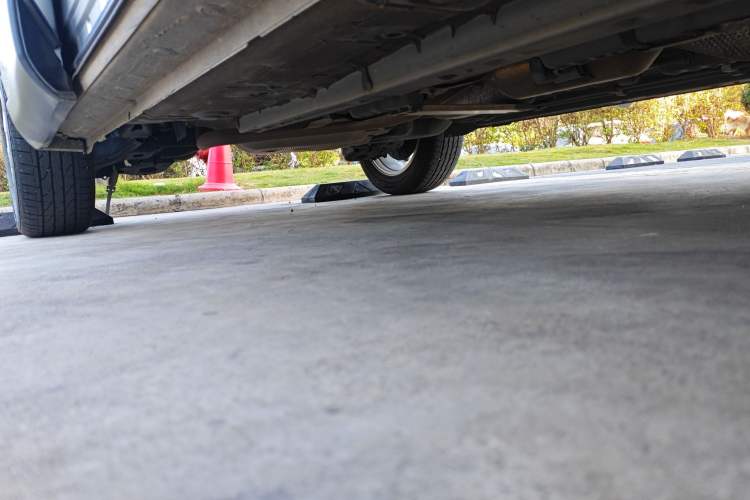Used Toyota FRONTLANDER 2024 2.0L CVT Elite Edition Chassis Front Right