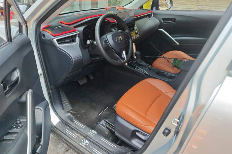 Used Toyota FRONTLANDER 2024 2.0L CVT Elite Edition Driver Seat