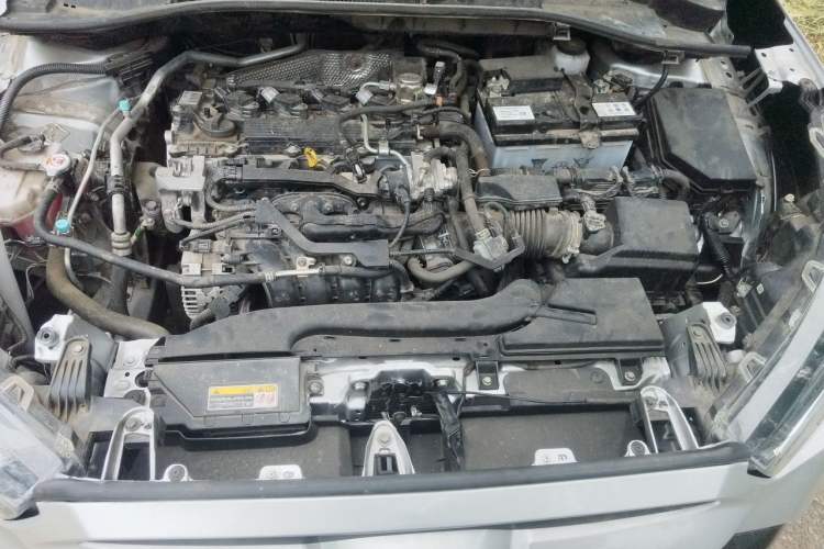 Used Toyota FRONTLANDER 2024 2.0L CVT Elite Edition Engine Bay
