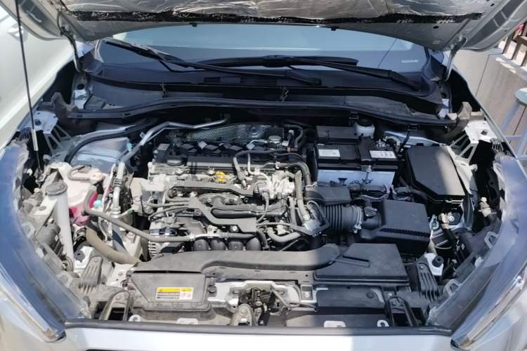 Used Toyota FRONTLANDER 2024 2.0L CVT Elite Edition Engine Bay