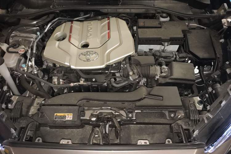 Used Toyota FRONTLANDER 2024 2.0L CVT Leading Plus Edition Engine Bay