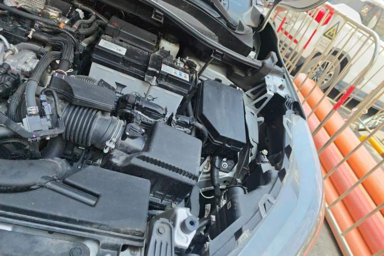 Used Toyota FRONTLANDER 2024 2.0L CVT Elite Edition Engine Bay Left