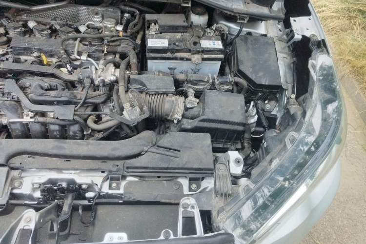 Used Toyota FRONTLANDER 2024 2.0L CVT Elite Edition Engine Bay Left