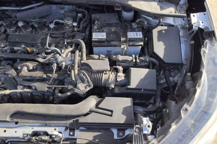 Used Toyota FRONTLANDER 2024 2.0L CVT Elite Edition Engine Bay Left