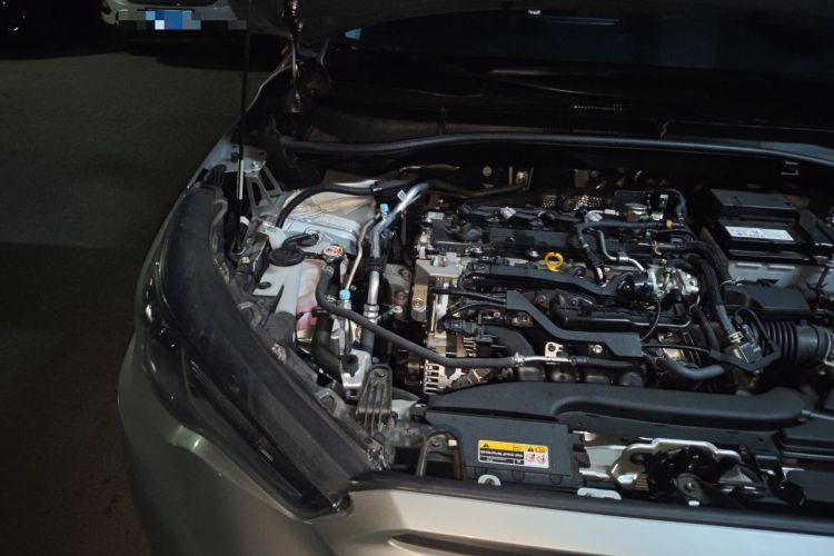 Used Toyota FRONTLANDER 2024 2.0L CVT Elite Plus Edition Engine Bay Right