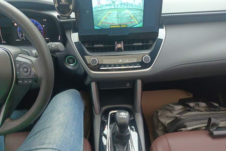 Used Toyota FRONTLANDER 2024 2.0L CVT Leading Edition Gear Lever