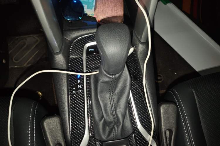 Used Toyota FRONTLANDER 2024 2.0L CVT Elite Plus Edition Gear Lever