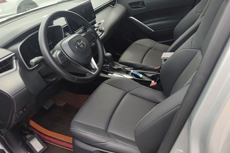 Used Toyota FRONTLANDER 2024 2.0L CVT Elite Plus Edition Left Front Seat