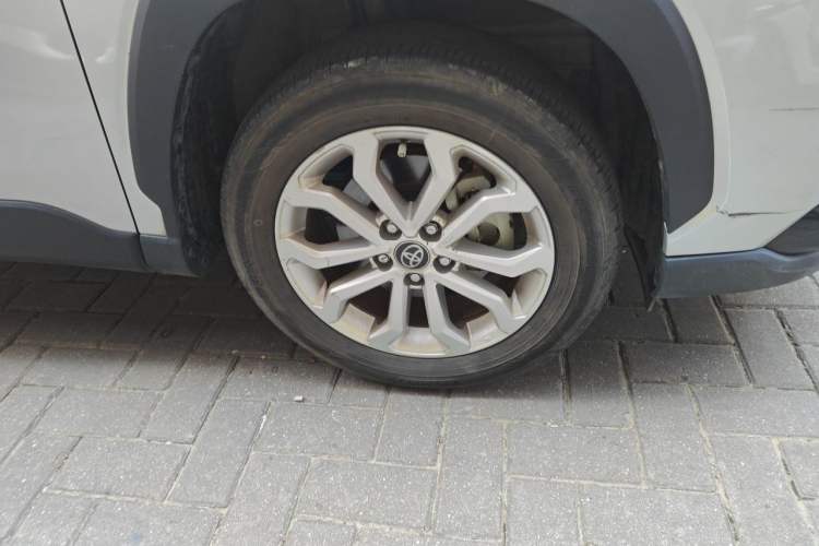 Used Toyota FRONTLANDER 2024 2.0L CVT Elite Edition Right Front Wheel Hub