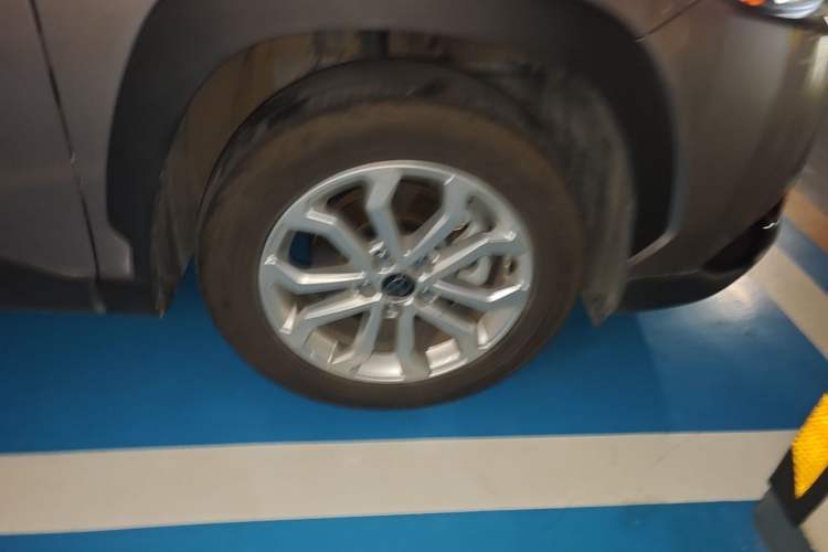 Used Toyota FRONTLANDER 2024 2.0L CVT Leading Plus Edition Right Front Wheel Hub