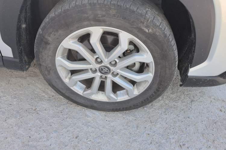 Used Toyota FRONTLANDER 2024 2.0L CVT Elite Edition Right Front Wheel Hub