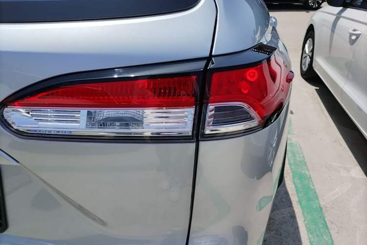Used Toyota FRONTLANDER 2024 2.0L CVT Elite Edition Right Rear Taillight
