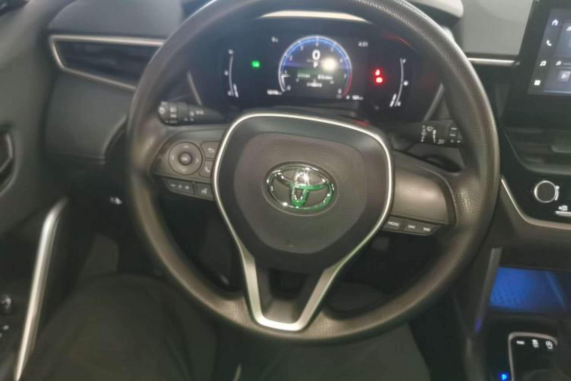 Used Toyota FRONTLANDER 2024 2.0L CVT Elite Plus Edition Steering Wheel