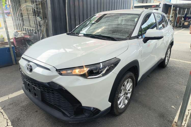 Toyota FRONTLANDER 2024 2.0L CVT Elite Plus Edition
