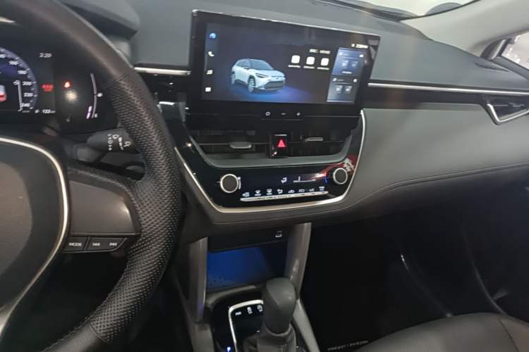 Used Toyota FRONTLANDER 2024 2.0L CVT Elite Plus Edition Audio And AC Panel
