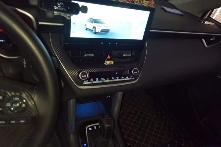 Used Toyota FRONTLANDER 2024 2.0L Smart Electric Hybrid Dual-Engine Luxury Edition Audio And AC Panel