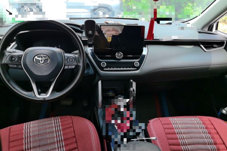 Used Toyota FRONTLANDER 2024 2.0L Smart Electric Hybrid Dual-Engine Leading Edition Center Console