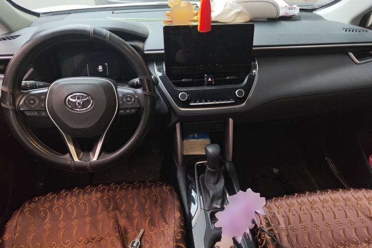 Used Toyota FRONTLANDER 2024 2.0L CVT Leading Edition Center Console